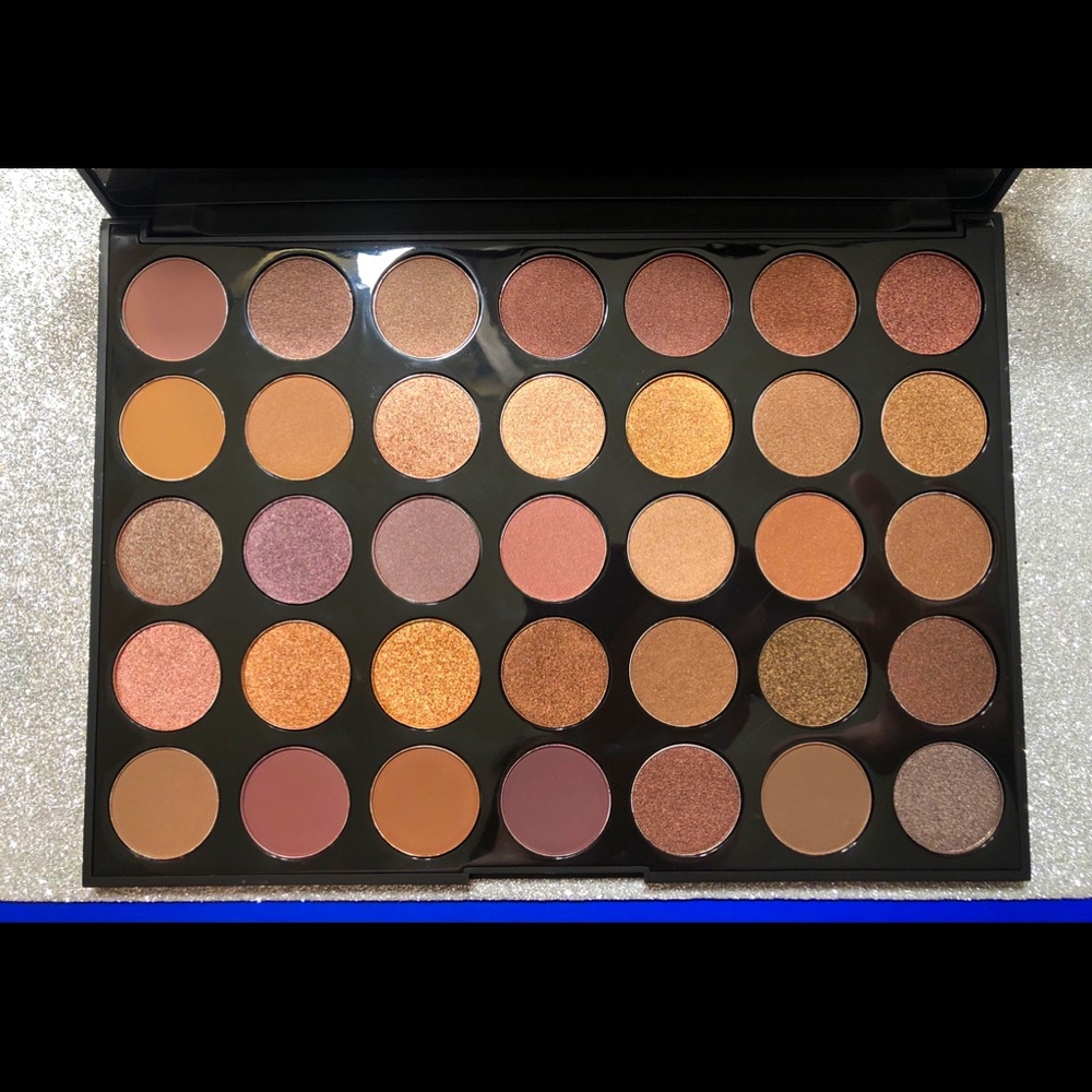 BNIB! Morphe DOPE TAUPE Eyeshadow Palette 35T 🎨